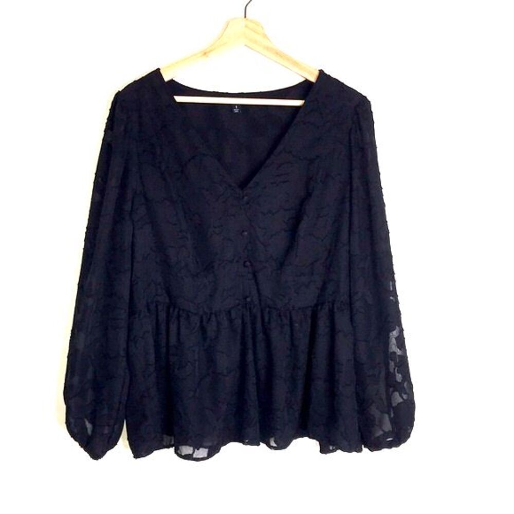 Torrid Womens 1X‎ plus Black Long Sleeve Floral Peplum Lined Tunic top lace